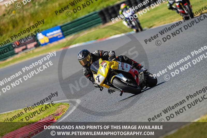 enduro digital images;event digital images;eventdigitalimages;mallory park;mallory park photographs;mallory park trackday;mallory park trackday photographs;no limits trackdays;peter wileman photography;racing digital images;trackday digital images;trackday photos